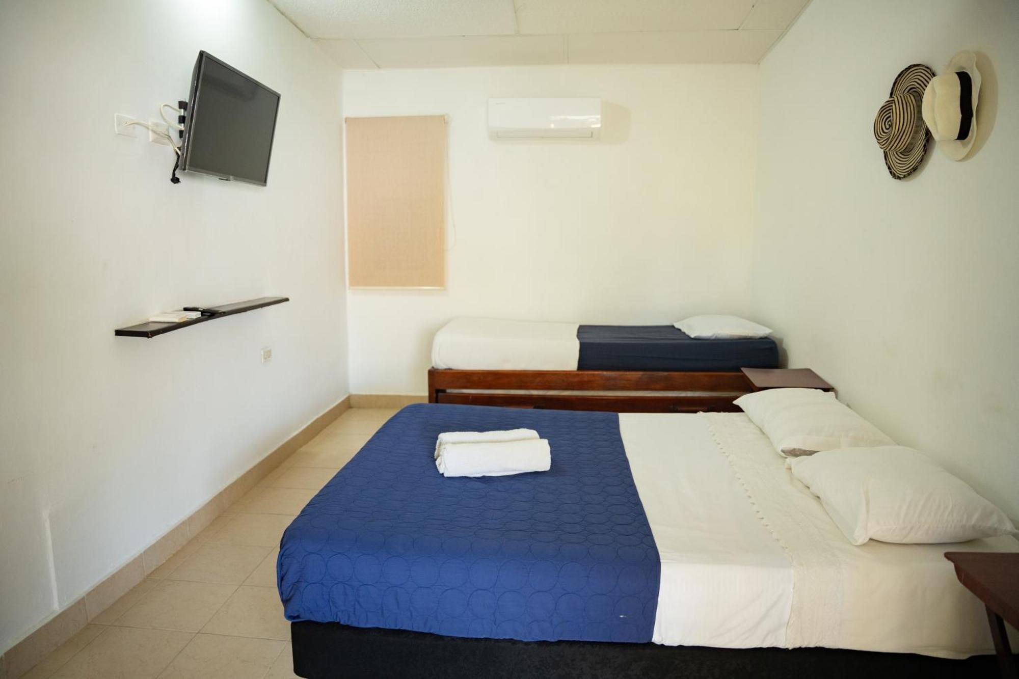 Hostal Del Mar - Tolú Екстериор снимка