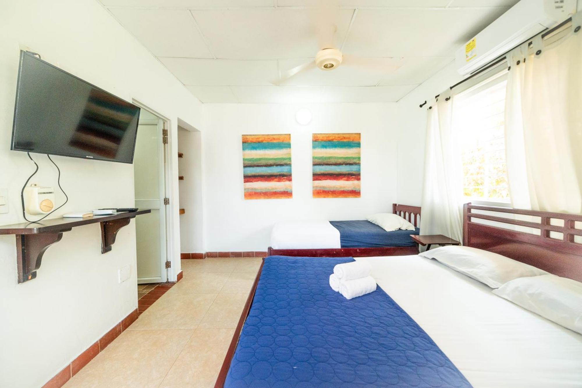 Hostal Del Mar - Tolú Екстериор снимка