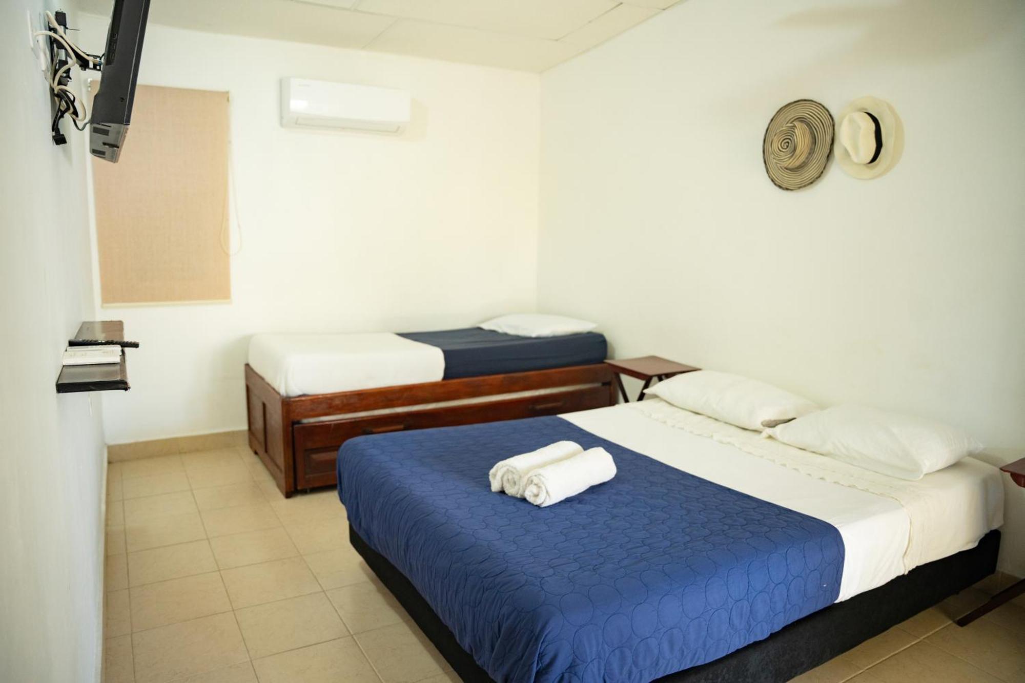 Hostal Del Mar - Tolú Екстериор снимка