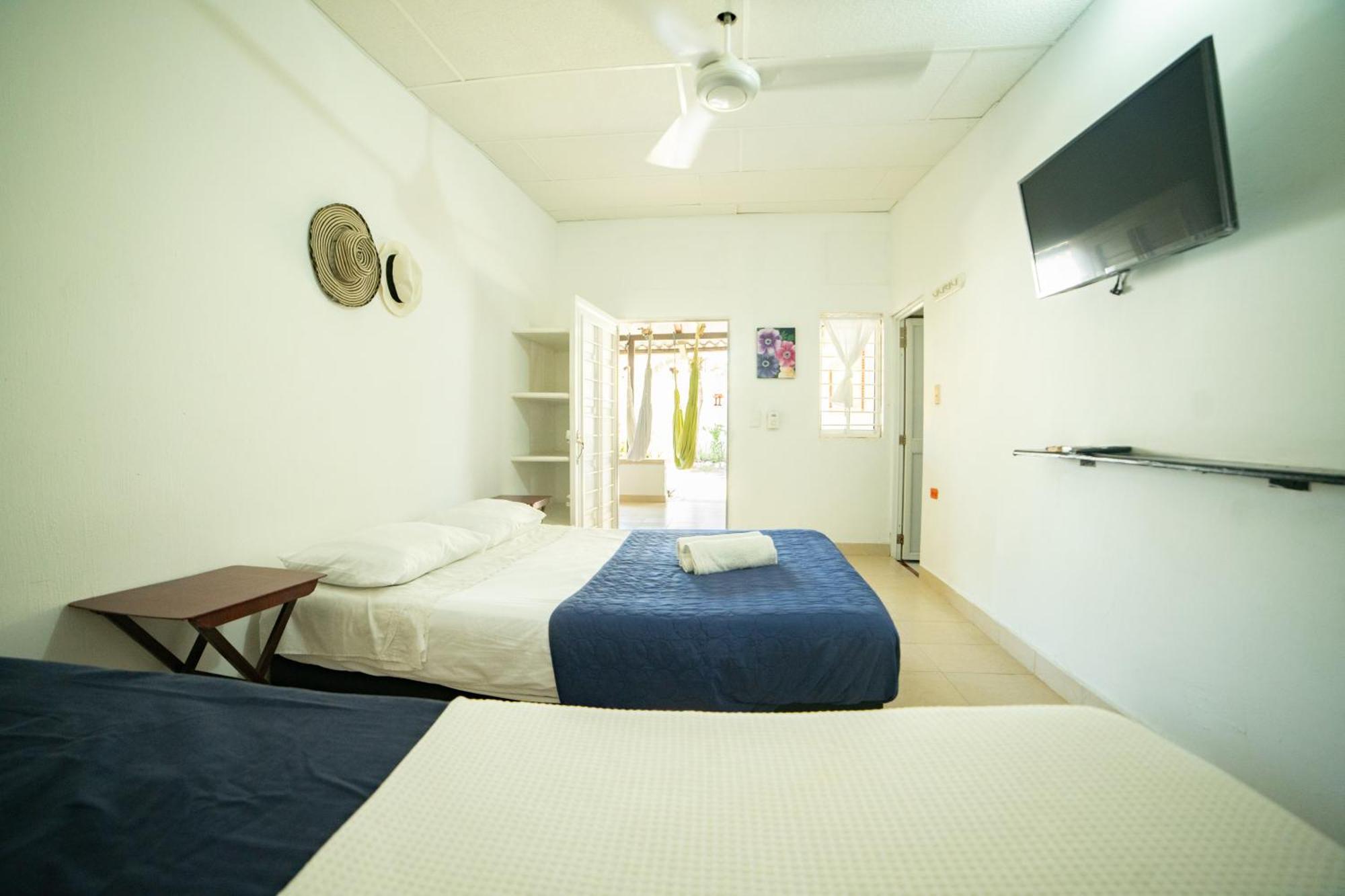 Hostal Del Mar - Tolú Екстериор снимка