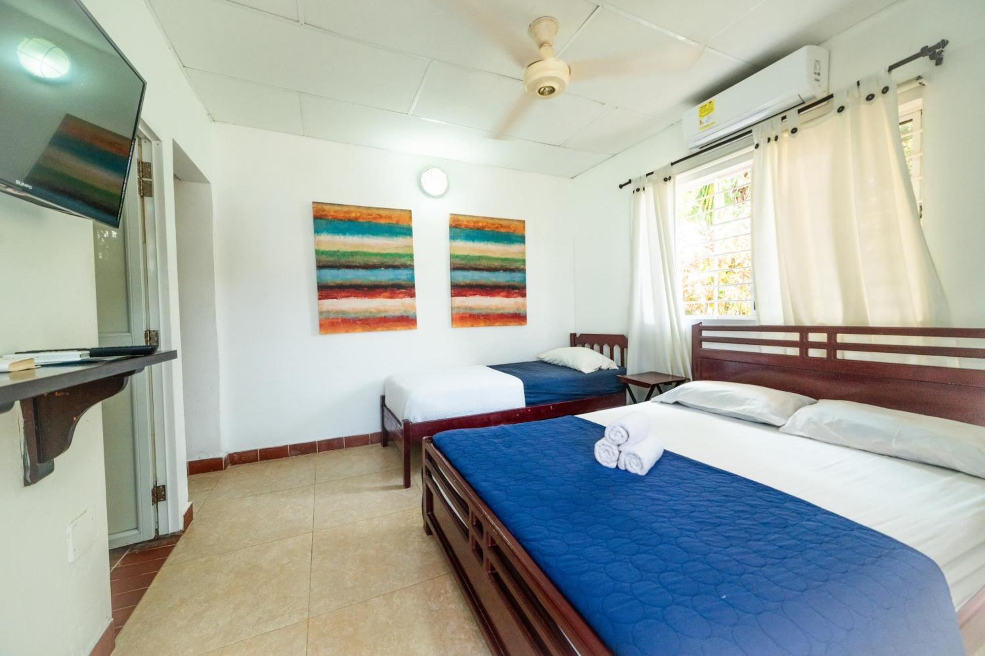 Hostal Del Mar - Tolú Екстериор снимка