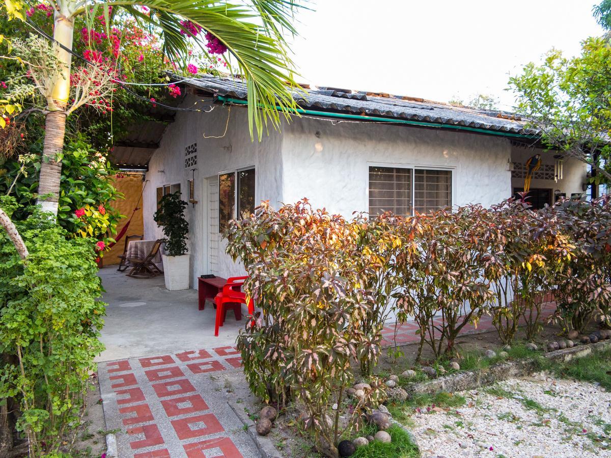 Hostal Del Mar - Tolú Екстериор снимка
